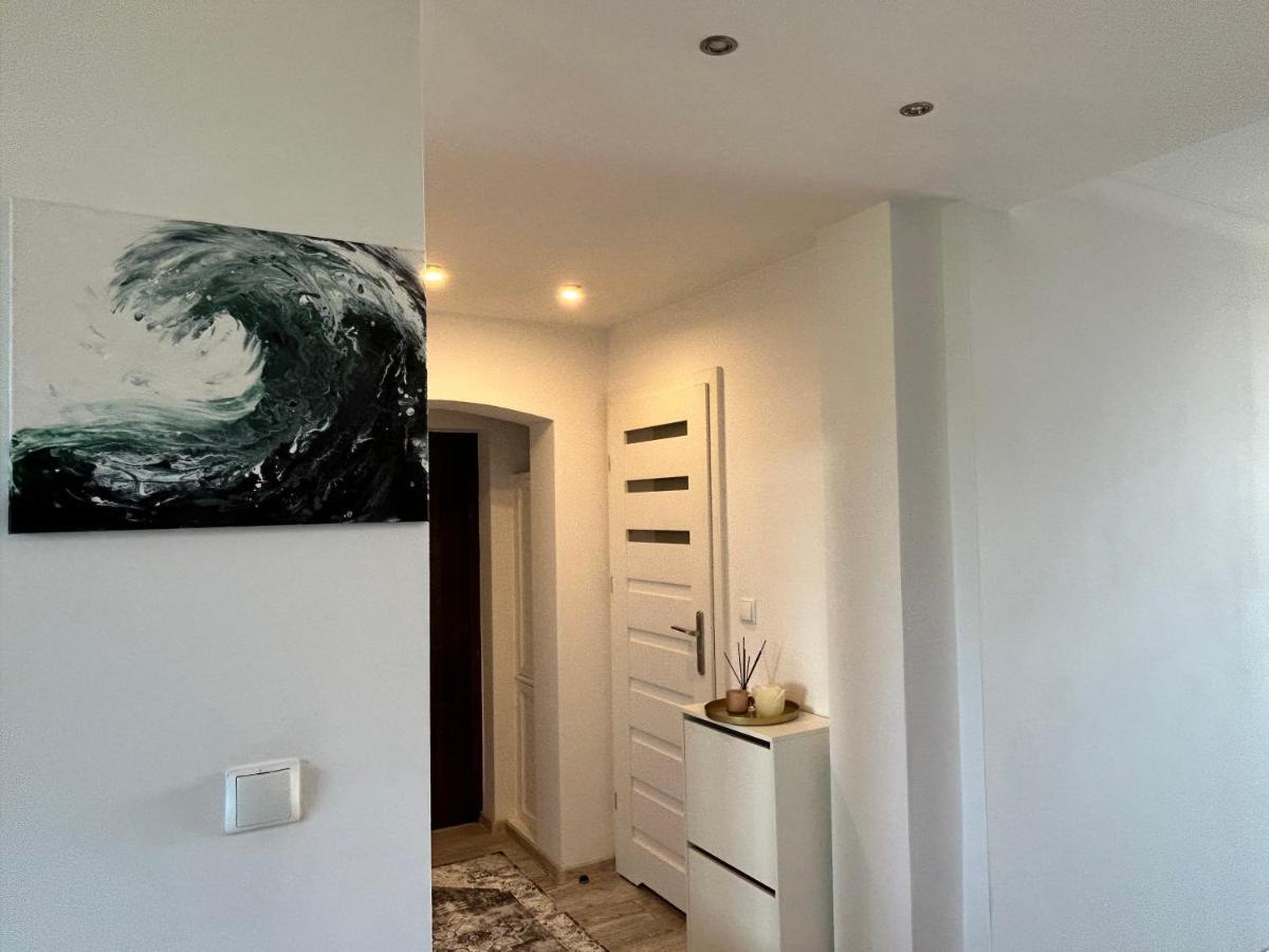 Near To The Beach & City Centre Apartment Jagiellonska 코워브제크 외부 사진